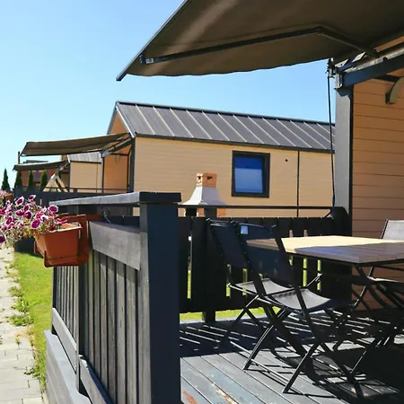 Rainbow Chalet