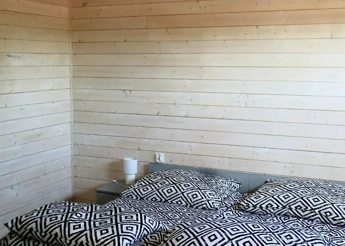 Rainbow Chalet *